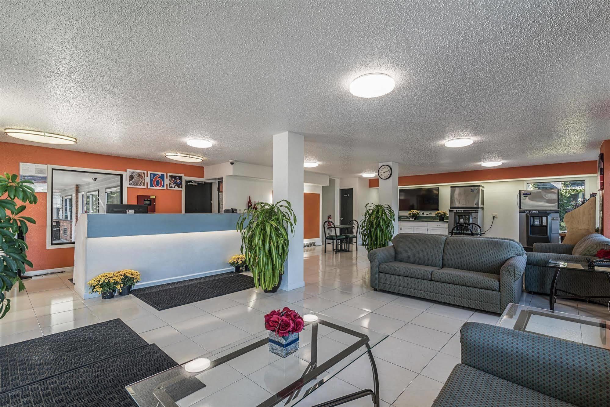 Motel 6 - Albany, Ny - Airport Екстер'єр фото